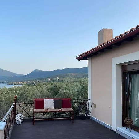 Βίλα Kastanos