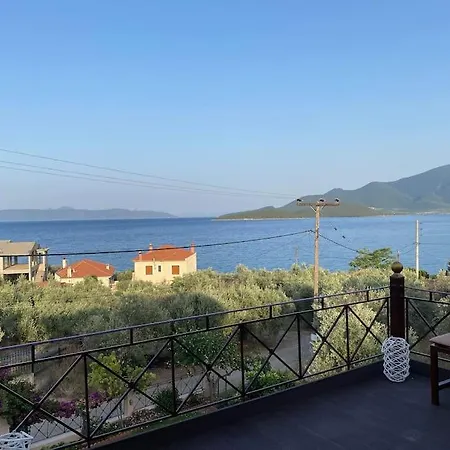 Βίλα Kastanos